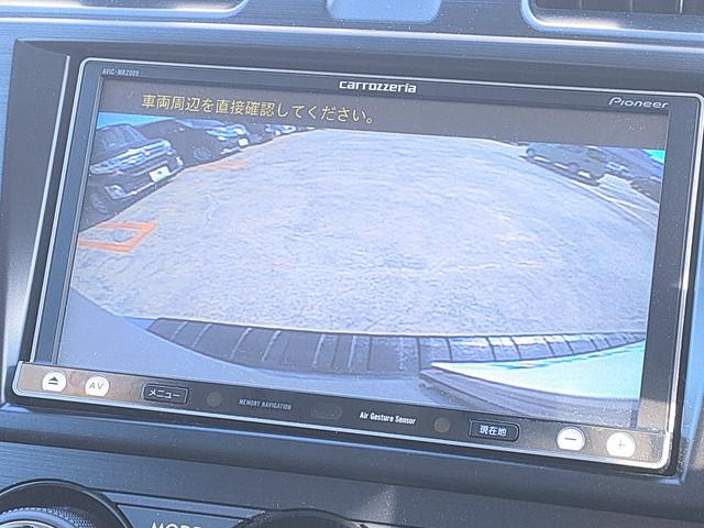フォレスター 2.0XT アイサイト アイサイト/4WD/ターボ/パワーバックドア/ルーフボックス/ETC/ナビ/フルセグ/Bluetooth/DVD再生/シートヒーター/パワーシート/プッシュスタート/HID/純正18インチアルミ(4枚目)