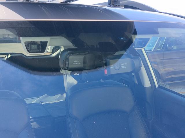 フォレスター 2.0XT アイサイト アイサイト/4WD/ターボ/パワーバックドア/ルーフボックス/ETC/ナビ/フルセグ/Bluetooth/DVD再生/シートヒーター/パワーシート/プッシュスタート/HID/純正18インチアルミ(5枚目)