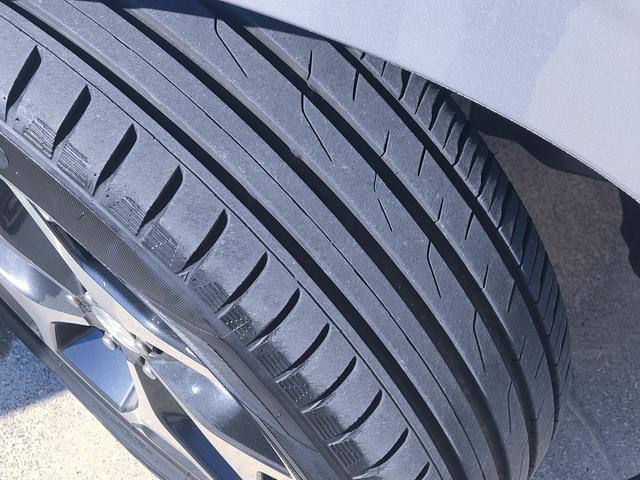 フォレスター 2.0XT アイサイト アイサイト/4WD/ターボ/パワーバックドア/ルーフボックス/ETC/ナビ/フルセグ/Bluetooth/DVD再生/シートヒーター/パワーシート/プッシュスタート/HID/純正18インチアルミ(66枚目)