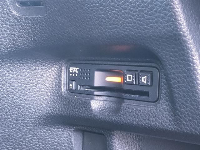 Ｎ－ＢＯＸカスタム Ｇ・Ｌホンダセンシング　禁煙車／衝突軽減／パワスラ／ナビ／バックカメラ／ＥＴＣ／クルコン／フルセグ／Ｂｌｕｅｔｏｏｔｈ／ＤＶＤ再生／ＣＤ／オートエアコン／プッシュスタート／ＬＥＤヘッドライト／１４インチアルミ／（9枚目）