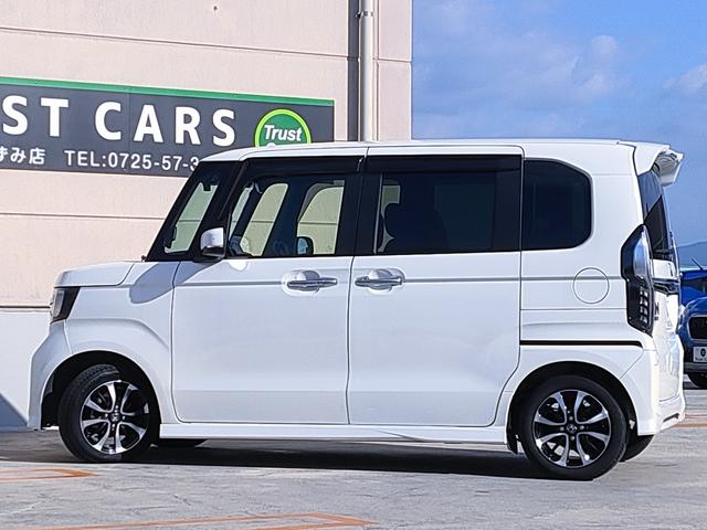 Ｎ－ＢＯＸカスタム Ｇ・Ｌホンダセンシング　禁煙車／衝突軽減／パワスラ／ナビ／バックカメラ／ＥＴＣ／クルコン／フルセグ／Ｂｌｕｅｔｏｏｔｈ／ＤＶＤ再生／ＣＤ／オートエアコン／プッシュスタート／ＬＥＤヘッドライト／１４インチアルミ／（14枚目）