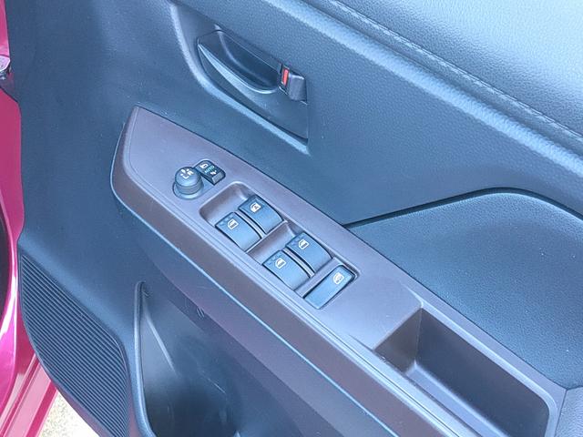 タンク X S 禁煙車/スマートアシスト/パワースライドドア/スマートキー/Bluetooth/ CD/地デジ/バックモニター/(32枚目)