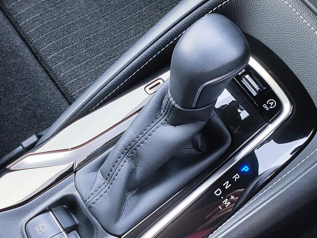 カローラスポーツ Ｇ　禁煙車／トヨタ・セーフティ・センス／ブラインドスポットモニター／スマートキー／クルーズコントロール／ナビ／Ｂｌｕｅｔｏｏｔｈ／フルセグ／ＤＶＤ再生／バックカメラ／ＬＥＤヘッドライト／ＥＴＣ／（27枚目）