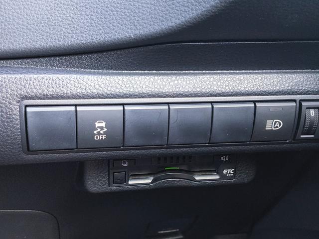 カローラスポーツ Ｇ　禁煙車／トヨタ・セーフティ・センス／ブラインドスポットモニター／スマートキー／クルーズコントロール／ナビ／Ｂｌｕｅｔｏｏｔｈ／フルセグ／ＤＶＤ再生／バックカメラ／ＬＥＤヘッドライト／ＥＴＣ／（35枚目）