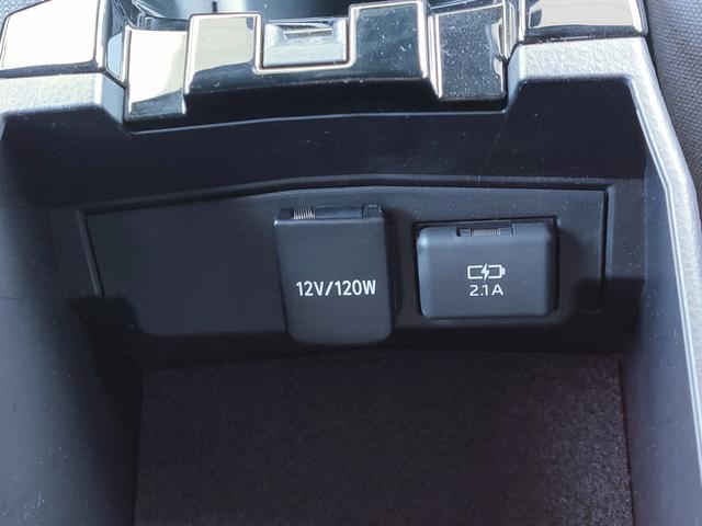 カローラスポーツ Ｇ　禁煙車／トヨタ・セーフティ・センス／ブラインドスポットモニター／スマートキー／クルーズコントロール／ナビ／Ｂｌｕｅｔｏｏｔｈ／フルセグ／ＤＶＤ再生／バックカメラ／ＬＥＤヘッドライト／ＥＴＣ／（37枚目）