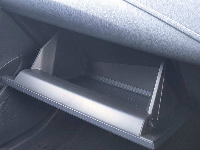 カローラスポーツ Ｇ　禁煙車／トヨタ・セーフティ・センス／ブラインドスポットモニター／スマートキー／クルーズコントロール／ナビ／Ｂｌｕｅｔｏｏｔｈ／フルセグ／ＤＶＤ再生／バックカメラ／ＬＥＤヘッドライト／ＥＴＣ／（40枚目）