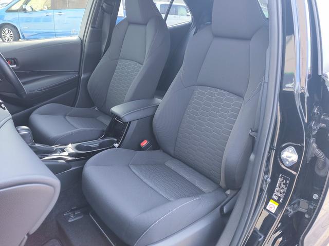 カローラスポーツ Ｇ　禁煙車／トヨタ・セーフティ・センス／ブラインドスポットモニター／スマートキー／クルーズコントロール／ナビ／Ｂｌｕｅｔｏｏｔｈ／フルセグ／ＤＶＤ再生／バックカメラ／ＬＥＤヘッドライト／ＥＴＣ／（42枚目）