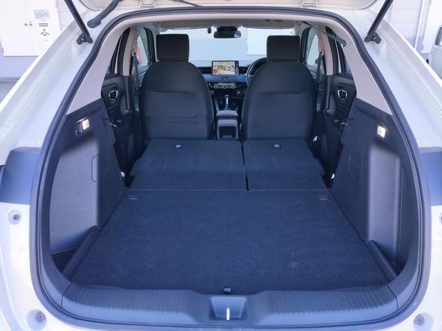 ヴェゼル e:HEV X 禁煙車/ホンダセンシング/OPカラー/クルコン/9インチナビ/Bluetooth/フルセグ/バックカメラ/ワイヤレス充電/LEDヘッドライト/ETC/プッシュスタート/スマートキー/16AW(64枚目)