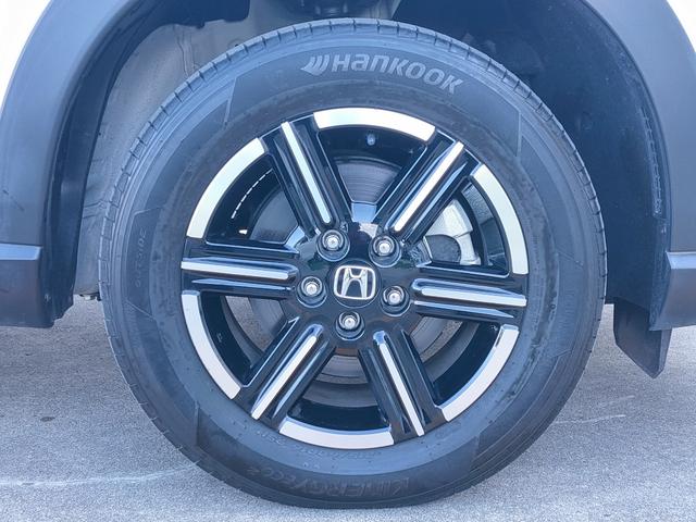 ヴェゼル e:HEV X 禁煙車/ホンダセンシング/OPカラー/クルコン/9インチナビ/Bluetooth/フルセグ/バックカメラ/ワイヤレス充電/LEDヘッドライト/ETC/プッシュスタート/スマートキー/16AW(65枚目)