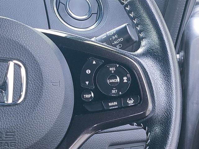 Ｎ－ＢＯＸカスタム Ｇ・Ｌターボホンダセンシング　禁煙／ホンダセンシング／両側パワスラ／ナビ／地デジ／Ｂｌｕｅｔｏｏｔｈ／ＥＴＣ／８スピーカー／クルコン／パドルシフト／スマートキー／プッシュスタート／フルＬＥＤヘッド／ハーフレザーシート／（5枚目）
