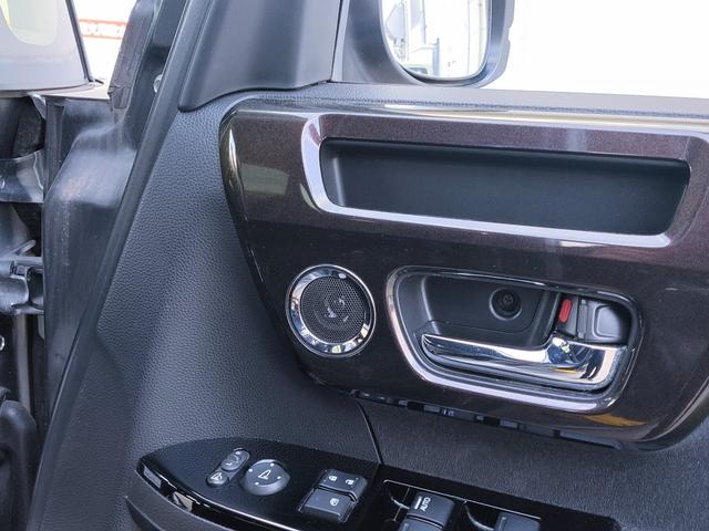 Ｎ－ＢＯＸカスタム Ｇ・Ｌターボホンダセンシング　禁煙／ホンダセンシング／両側パワスラ／ナビ／地デジ／Ｂｌｕｅｔｏｏｔｈ／ＥＴＣ／８スピーカー／クルコン／パドルシフト／スマートキー／プッシュスタート／フルＬＥＤヘッド／ハーフレザーシート／（36枚目）