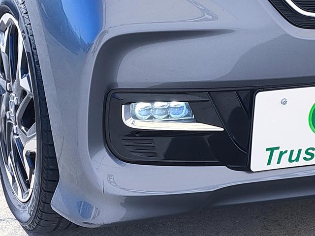 Ｎ－ＢＯＸカスタム Ｇ・Ｌターボホンダセンシング　禁煙／ホンダセンシング／両側パワスラ／ナビ／地デジ／Ｂｌｕｅｔｏｏｔｈ／ＥＴＣ／８スピーカー／クルコン／パドルシフト／スマートキー／プッシュスタート／フルＬＥＤヘッド／ハーフレザーシート／（50枚目）