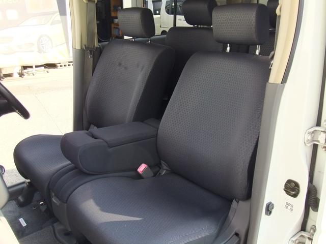 キューブキュービック 15M 修復歴無 スマートキー 3ベンチ列シート HDDナビ CD DVD アルミホイール ETC フロントフォグライト PW PS 運転席助手席エアバック(26枚目)