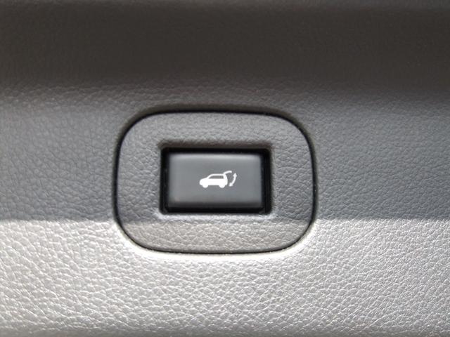 当社のお車を見ていただき誠にありがとうございます。お客様のご希望に出来る限りお答え出来るようスタッフ一同頑張って参ります。