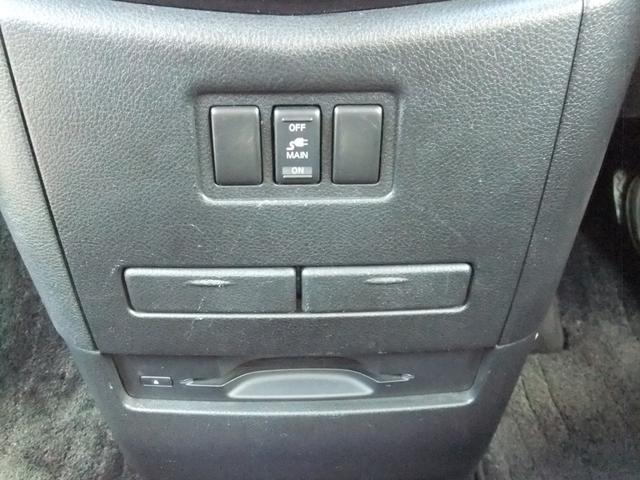 当社のお車を見ていただき誠にありがとうございます。お客様のご希望に出来る限りお答え出来るようスタッフ一同頑張って参ります。