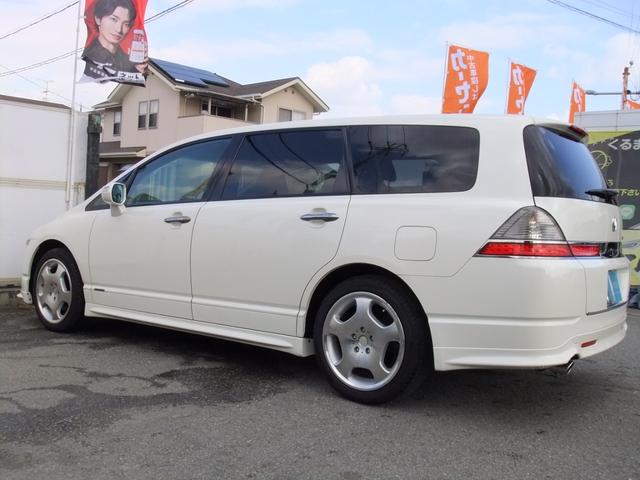 当社のお車を見ていただき誠にありがとうございます。お客様のご希望に出来る限りお答え出来るようスタッフ一同頑張って参ります。