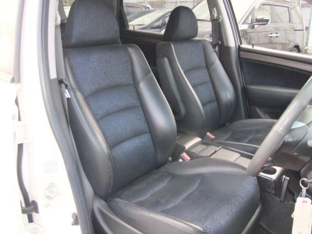 当社のお車を見ていただき誠にありがとうございます。お客様のご希望に出来る限りお答え出来るようスタッフ一同頑張って参ります。