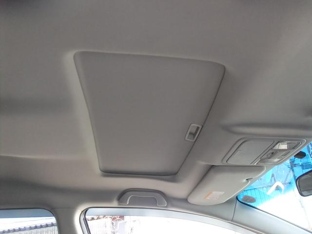 オデッセイ アブソルート　修復歴無　サンルーフ　キーレス　ＨＤＤナビ　ＥＴＣ　バックカメラ　ＨＩＤヘッドライト　フロントフォグライト　エアロ　アルミホイール　ハーフレザーシート　クルーズコントロール　３列シート（53枚目）