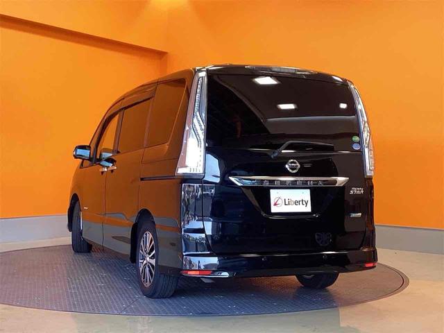 日産 セレナ 21枚目