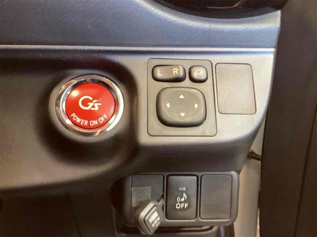 アクア Ｇ　Ｇ’ｓ　バックカメラ　ナビ　ＴＶ　アルミホイール　オートライト　スマートキー　電動格納ミラー　ＣＶＴ　ＣＤ　ＤＶＤ再生　Ｂｌｕｅｔｏｏｔｈ　エアコン　パワーステアリング　パワーウィンドウ（12枚目）