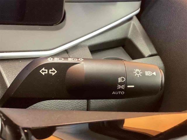 ノート Ｘ　ドライブレコーダー　ＥＴＣ　全周囲カメラ　ナビ　ＴＶ　オートライト　スマートキー　ＣＶＴ　ＣＤ　ＤＶＤ再生　ＵＳＢ　Ｂｌｕｅｔｏｏｔｈ　エアコン　パワーステアリング　パワーウィンドウ（47枚目）