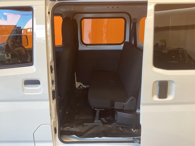 ハイゼットカーゴ DX CVT 衝突被害軽減システム クリアランスソナー 両側スライドドア キーレスエントリー アイドリングストップ オートライト ESC エアコン パワーステアリング パワーウィンドウ(18枚目)