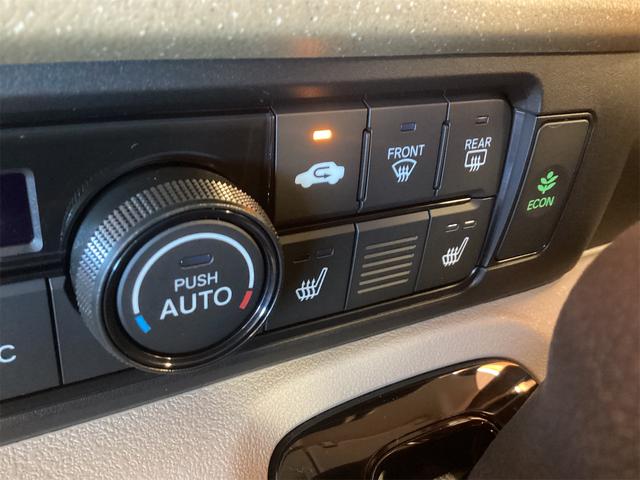 N-BOX ベースグレード バックカメラ 両側スライド・片側電動 オートクルーズコントロール オートライト スマートキー 電動格納ミラー シートヒーター ベンチシート CVT ABS ESC エアコン パワーステアリング(9枚目)