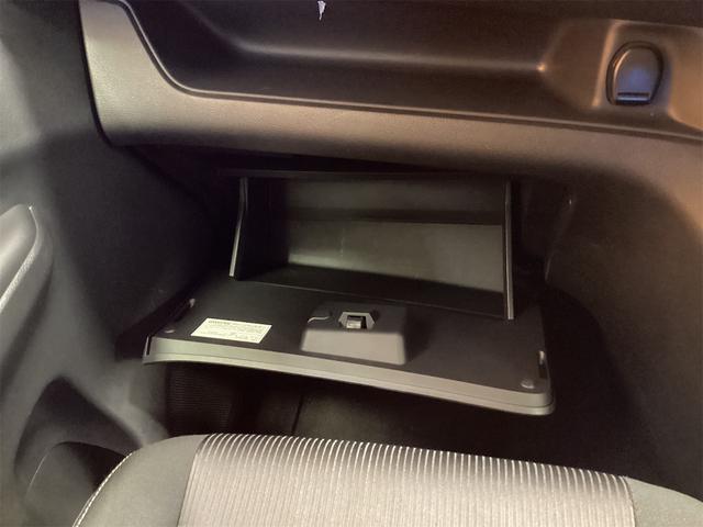 セレナ ハイウェイスター　ＥＴＣ　全周囲カメラ　ＴＶ　オートクルーズコントロール　パークアシスト　衝突被害軽減システム　両側スライド・片側電動　オートライト　スマートキー　アイドリングストップ（61枚目）