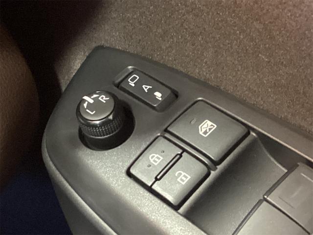 ヤリスクロス Z ETC 全周囲カメラ クリアランスソナー オートクルーズコントロール レーンアシスト パワーシート 衝突被害軽減システム ナビ オートマチックハイビーム オートライト LEDヘッドランプ(60枚目)