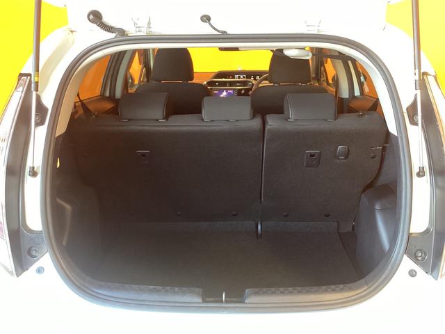 アクア Ｓスタイルブラック　バックカメラ　ナビ　ＴＶ　クリアランスソナー　レーンアシスト　衝突被害軽減システム　アルミホイール　オートマチックハイビーム　オートライト　スマートキー　アイドリングストップ（42枚目）