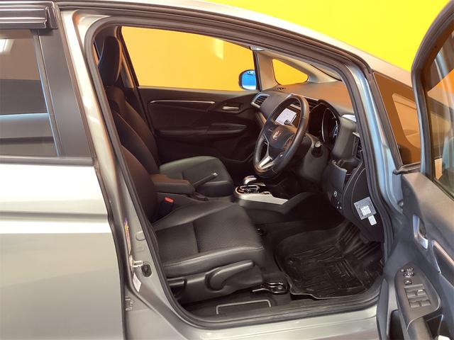 フィットハイブリッド Ｌパッケージ　ハイブリッド　ＥＴＣ　バックカメラ　ナビ　ＴＶ　オートクルーズコントロール　オートライト　ＬＥＤヘッドランプ　スマートキー　ＡＴ　盗難防止システム　衝突安全ボディ　ＣＤ　ＤＶＤ再生（37枚目）