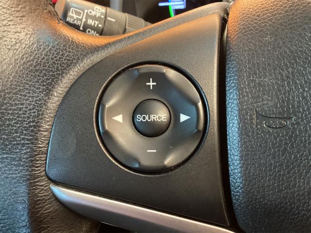 フィットハイブリッド Ｌパッケージ　ハイブリッド　ＥＴＣ　バックカメラ　ナビ　ＴＶ　オートクルーズコントロール　オートライト　ＬＥＤヘッドランプ　スマートキー　ＡＴ　盗難防止システム　衝突安全ボディ　ＣＤ　ＤＶＤ再生（48枚目）