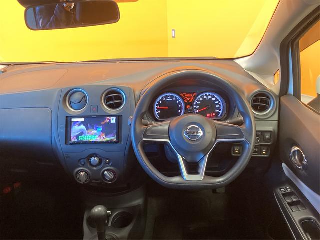 ノート Ｘ　ＥＴＣ　ナビ　ＴＶ　クリアランスソナー　レーンアシスト　衝突被害軽減システム　オートライト　スマートキー　アイドリングストップ　電動格納ミラー　ＣＶＴ　盗難防止システム　衝突安全ボディ（5枚目）