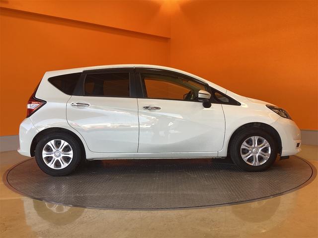 ノート Ｘ　ＥＴＣ　ナビ　ＴＶ　クリアランスソナー　レーンアシスト　衝突被害軽減システム　オートライト　スマートキー　アイドリングストップ　電動格納ミラー　ＣＶＴ　盗難防止システム　衝突安全ボディ（16枚目）