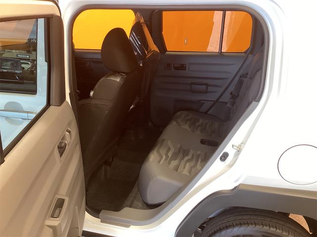 タフト X 届出済未使用車 禁煙車 衝突軽減B スカイルーフ LEDヘッドライト スマートキー プッシュスタート アイドリングストップ 電子パーキング ステアリングスイッチ 電動格納ミラー バックカメラ(32枚目)