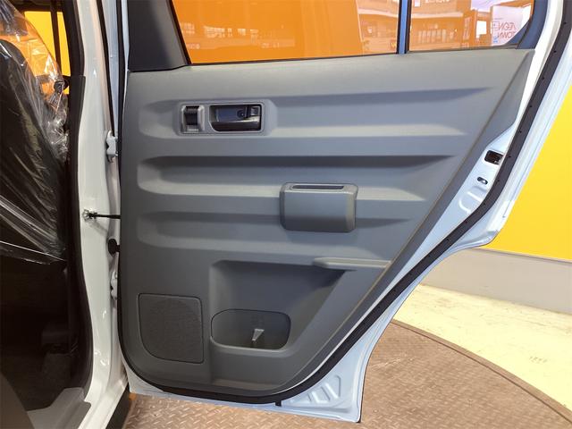 タフト X 届出済未使用車 禁煙車 衝突軽減B スカイルーフ LEDヘッドライト スマートキー プッシュスタート アイドリングストップ 電子パーキング ステアリングスイッチ 電動格納ミラー バックカメラ(40枚目)