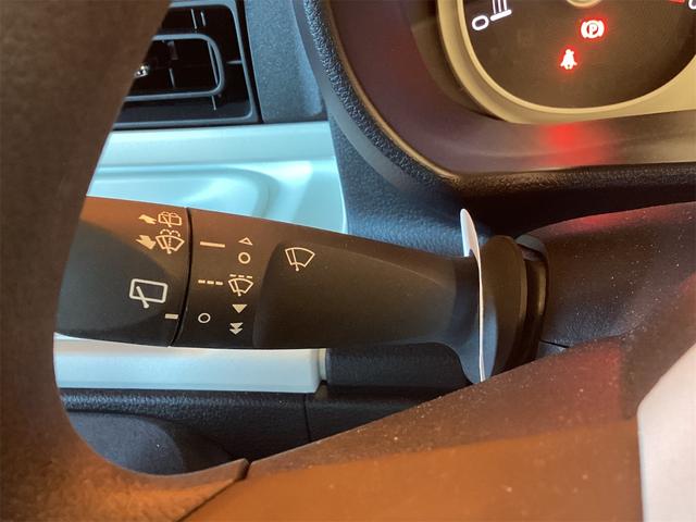 ムーヴキャンバス ストライプスＧ　バックカメラ　両側電動スライドドア　クリアランスソナー　衝突被害軽減システム　オートライト　スマートキー　アイドリングストップ　電動格納ミラー　シートヒーター　ベンチシート　ＣＶＴ　ＡＢＳ　ＥＳＣ（11枚目）