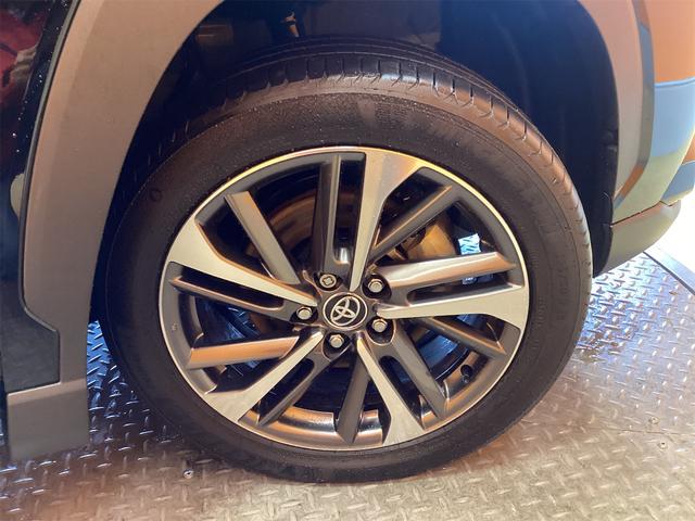 カローラクロス ハイブリッド　Ｚ　ＥＴＣ　バックカメラ　オートクルーズコントロール　レーンアシスト　ナビ　ＴＶ　オートマチックハイビーム　オートライト　電動リアゲート　アルミホイール　スマートキー　電動格納ミラー　シートヒーター（23枚目）