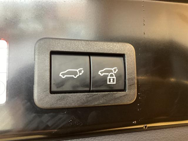 カローラクロス ハイブリッド　Ｚ　ＥＴＣ　バックカメラ　オートクルーズコントロール　レーンアシスト　ナビ　ＴＶ　オートマチックハイビーム　オートライト　電動リアゲート　アルミホイール　スマートキー　電動格納ミラー　シートヒーター（43枚目）