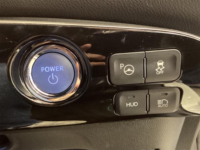 プリウス Ａツーリングセレクション　ＥＴＣ　クリアランスソナー　レーンアシスト　オートクルーズコントロール　パークアシスト　衝突被害軽減システム　バックカメラ　ナビ　ＴＶ　アルミホイール　オートマチックハイビーム（12枚目）