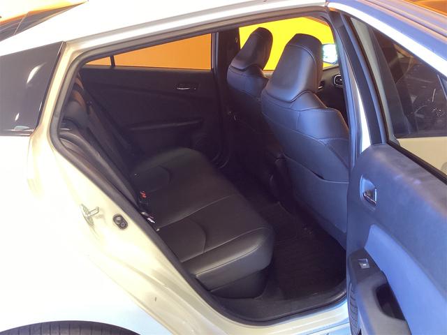 プリウス Ａツーリングセレクション　ＥＴＣ　クリアランスソナー　レーンアシスト　オートクルーズコントロール　パークアシスト　衝突被害軽減システム　バックカメラ　ナビ　ＴＶ　アルミホイール　オートマチックハイビーム（40枚目）