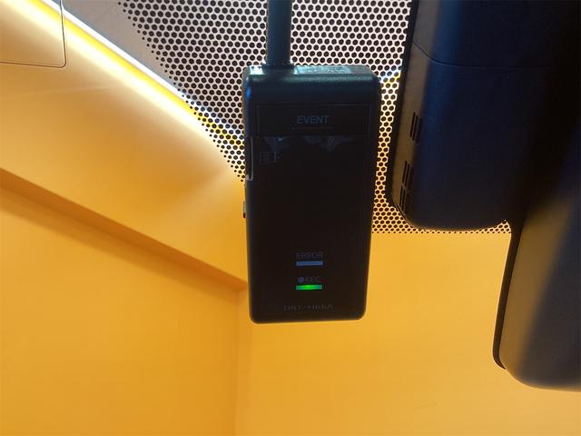 プリウス Ａツーリングセレクション　ＥＴＣ　クリアランスソナー　レーンアシスト　オートクルーズコントロール　パークアシスト　衝突被害軽減システム　バックカメラ　ナビ　ＴＶ　アルミホイール　オートマチックハイビーム（52枚目）