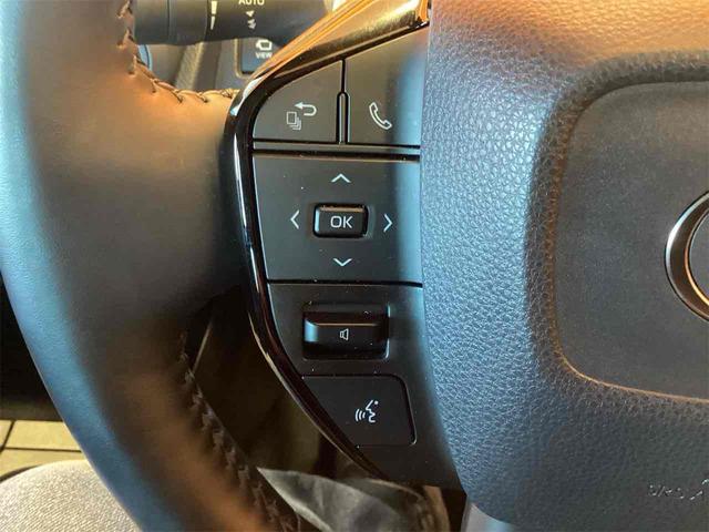 プリウス Ｚ　純正ディスプレイオーディオ　全周囲カメラ　ナビ　ＴＶ　クリアランスソナー　レーンアシスト　オートクルーズコントロール　衝突被害軽減システム　アルミホイール　オートマチックハイビーム　ＬＥＤヘッドランプ（13枚目）