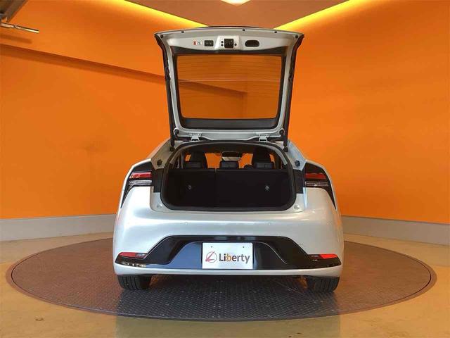 プリウス Ｚ　純正ディスプレイオーディオ　全周囲カメラ　ナビ　ＴＶ　クリアランスソナー　レーンアシスト　オートクルーズコントロール　衝突被害軽減システム　アルミホイール　オートマチックハイビーム　ＬＥＤヘッドランプ（42枚目）