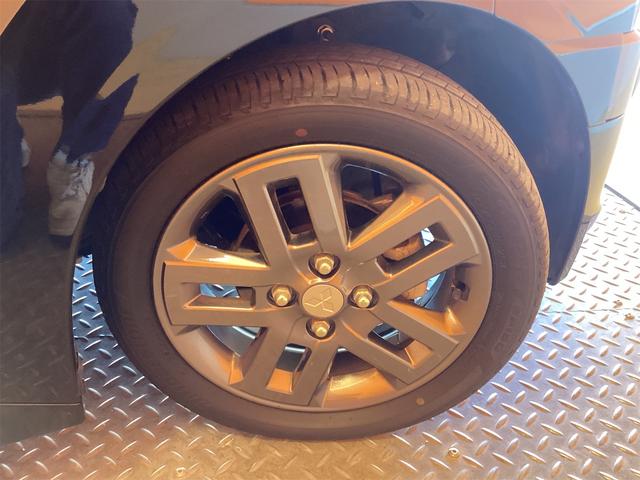 デリカミニ Ｇ　プレミアム　ＥＴＣ　全周囲カメラ　両側電動スライドドア　ナビ　ＴＶ　オートクルーズコントロール　オートライト　スマートキー　アイドリングストップ　電動格納ミラー　シートヒーター　ベンチシート　ＣＶＴ　ＣＤ　ＵＳＢ（28枚目）