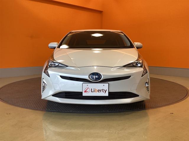 プリウス Ｓツーリングセレクション　ＥＴＣ　バックカメラ　ナビ　ＴＶ　オートクルーズコントロール　レーンアシスト　アルミホイール　オートマチックハイビーム　オートライト　ＬＥＤヘッドランプ　スマートキー（16枚目）