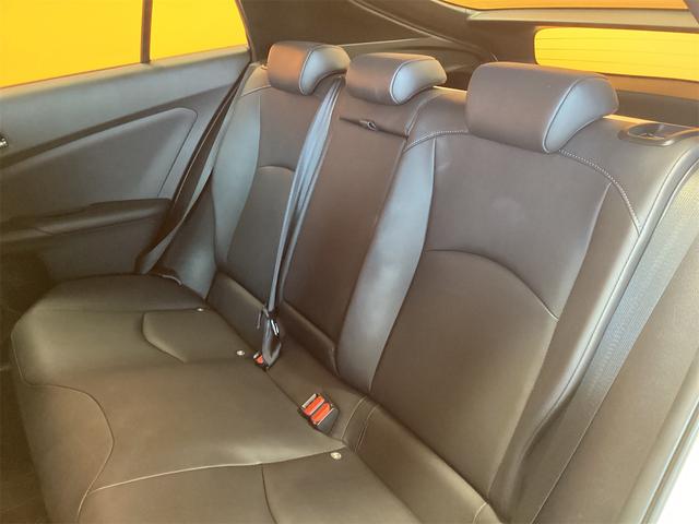 プリウス Ｓツーリングセレクション　ＥＴＣ　バックカメラ　ナビ　ＴＶ　オートクルーズコントロール　レーンアシスト　アルミホイール　オートマチックハイビーム　オートライト　ＬＥＤヘッドランプ　スマートキー（35枚目）