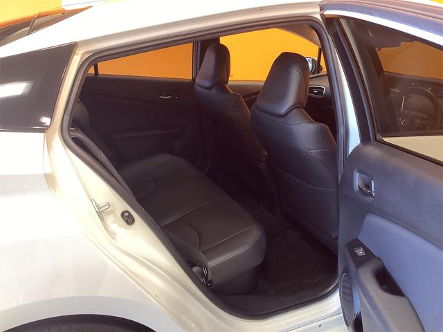 プリウス Ｓツーリングセレクション　ＥＴＣ　バックカメラ　ナビ　ＴＶ　オートクルーズコントロール　レーンアシスト　アルミホイール　オートマチックハイビーム　オートライト　ＬＥＤヘッドランプ　スマートキー（36枚目）