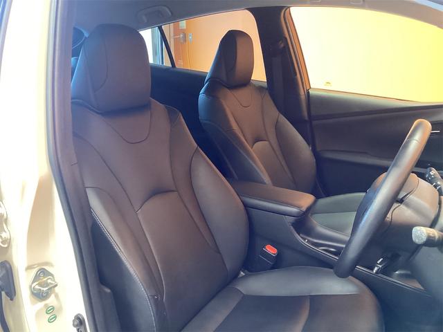 プリウス Ｓツーリングセレクション　ＥＴＣ　バックカメラ　ナビ　ＴＶ　オートクルーズコントロール　レーンアシスト　アルミホイール　オートマチックハイビーム　オートライト　ＬＥＤヘッドランプ　スマートキー（39枚目）