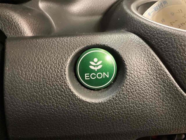 Ｎ－ＢＯＸカスタム Ｇ　ターボＳＳパッケージ　純正ナビ　ＥＴＣ　バックカメラ　両側電動スライドドア　ＴＶ　オートクルーズコントロール　オートライト　アイドリングストップ　ＣＶＴ　ＥＳＣ　ＣＤ　ＤＶＤ再生　ＵＳＢ（10枚目）